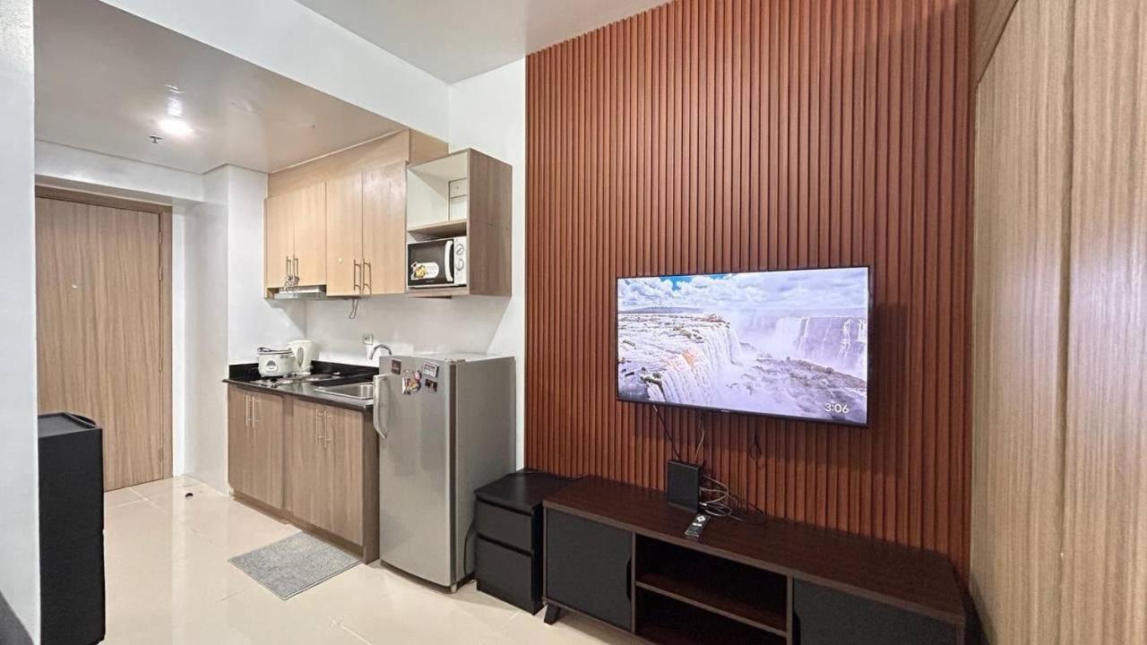 Smdc Breeze Residences By Dominga Манила Екстериор снимка
